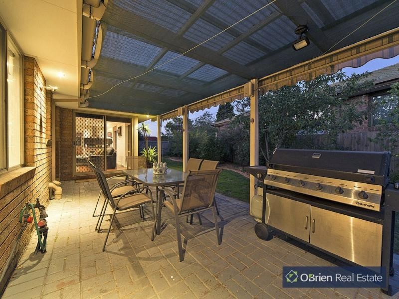 11 Wadham Court, Endeavour Hills VIC 3802