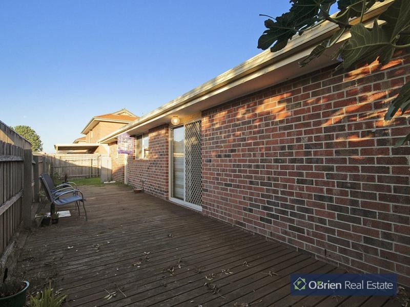 5/13 Lyall Street, Cranbourne VIC 3977