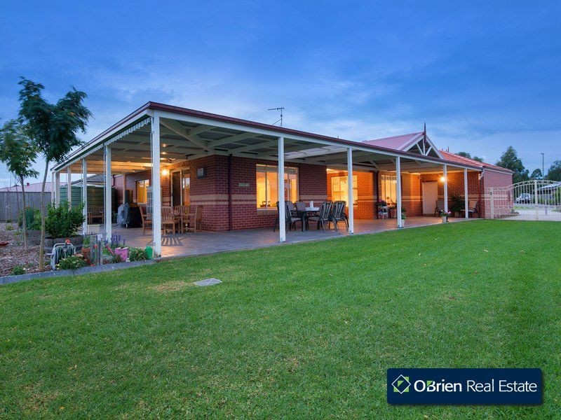 5 Foxborough Glade, Narre Warren North VIC 3804