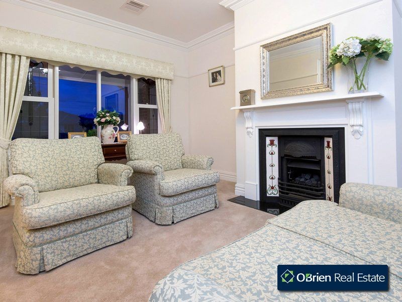 5 Foxborough Glade, Narre Warren North VIC 3804