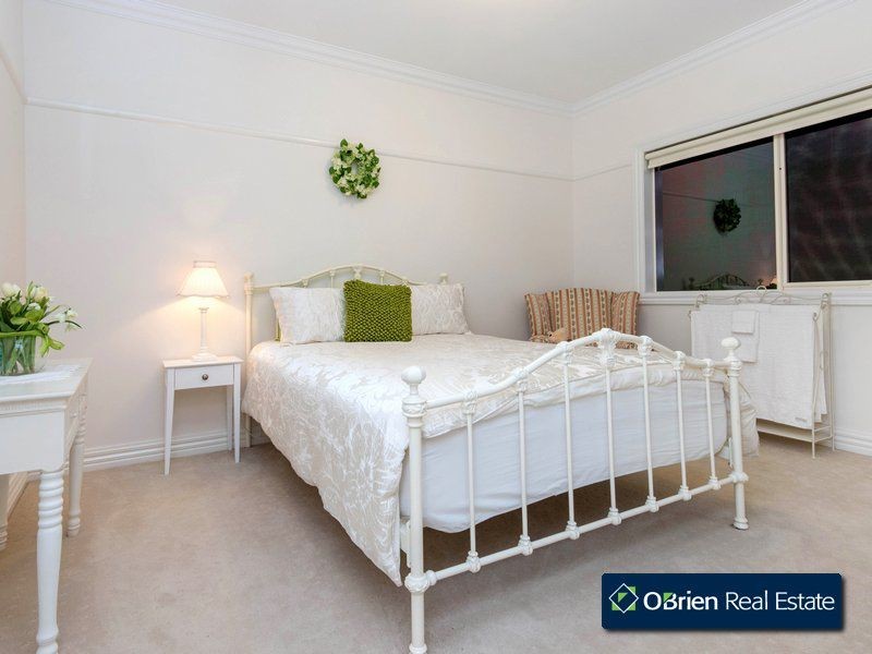 5 Foxborough Glade, Narre Warren North VIC 3804