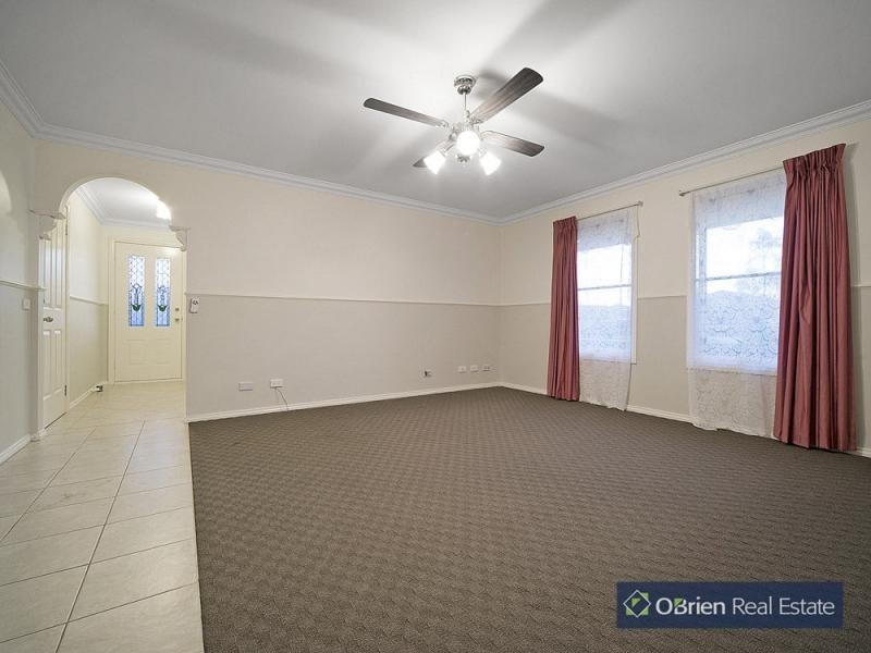 2 Makitti Close, Tooradin VIC 3980