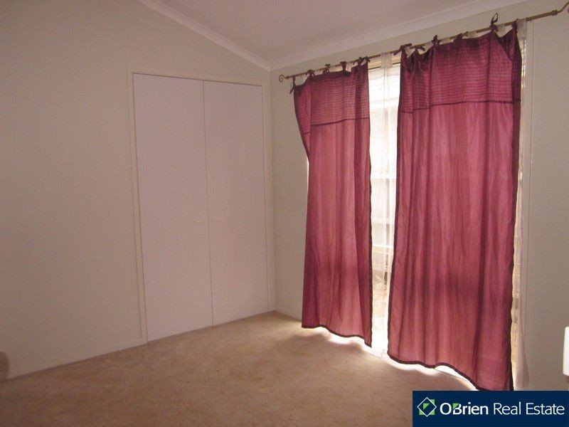 36 Pommel Street, Pakenham VIC 3810