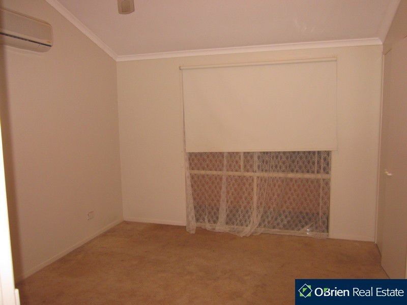 36 Pommel Street, Pakenham VIC 3810