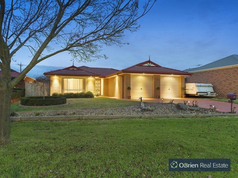 13 Buttonwood Court, Narre Warren South VIC 3805