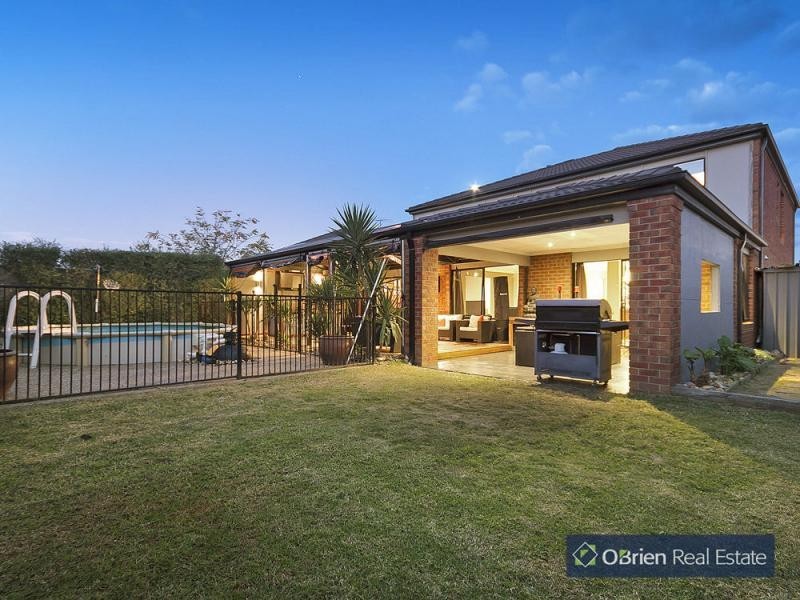 31 Melington Drive, Lyndhurst VIC 3975