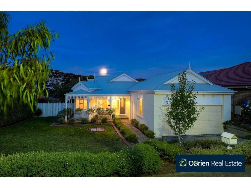 22 Southgate Drive, Berwick VIC 3806