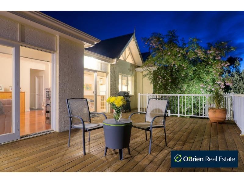 22 Southgate Drive, Berwick VIC 3806