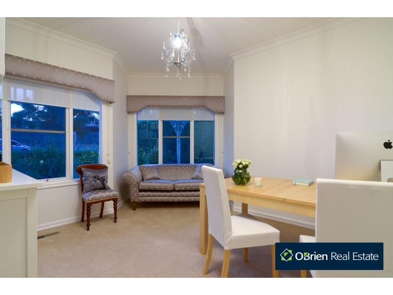 22 Southgate Drive, Berwick VIC 3806