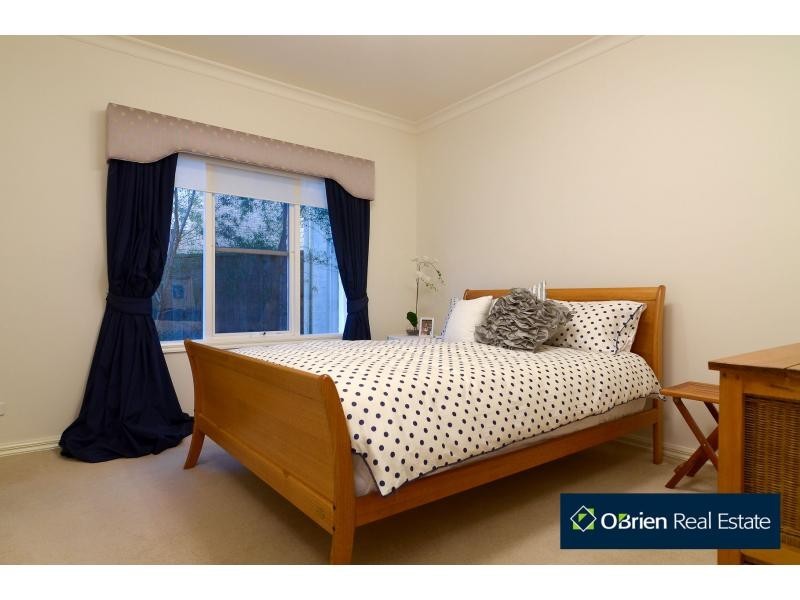 22 Southgate Drive, Berwick VIC 3806