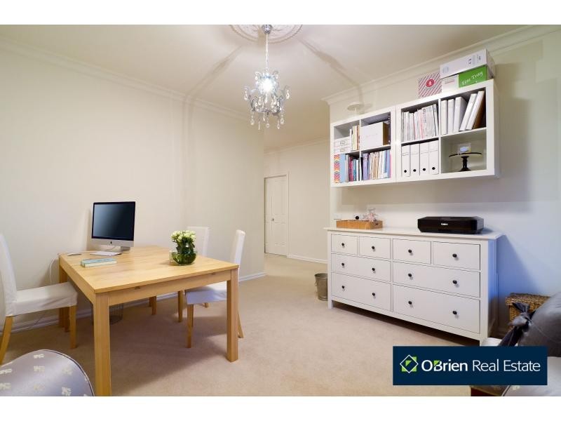 22 Southgate Drive, Berwick VIC 3806