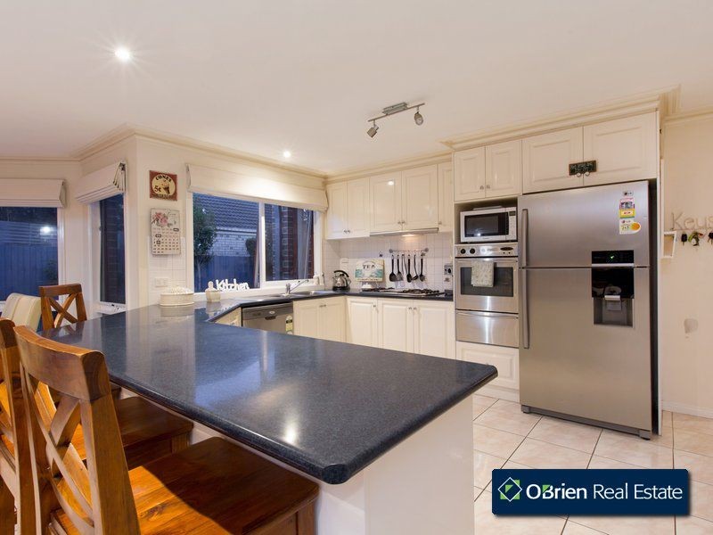 7 Bundoora Court, Narre Warren South VIC 3805