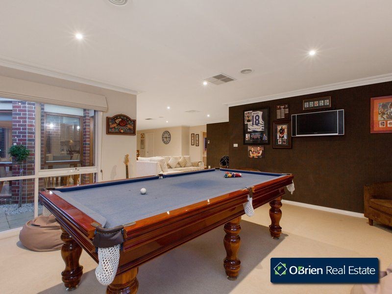 7 Bundoora Court, Narre Warren South VIC 3805