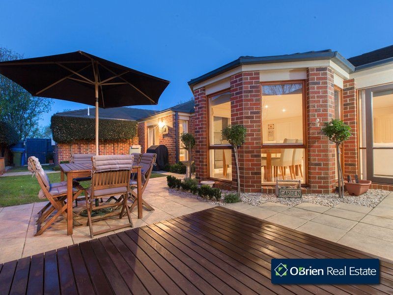 7 Bundoora Court, Narre Warren South VIC 3805