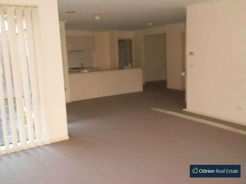 1/11 Reserve Street, Berwick VIC 3806