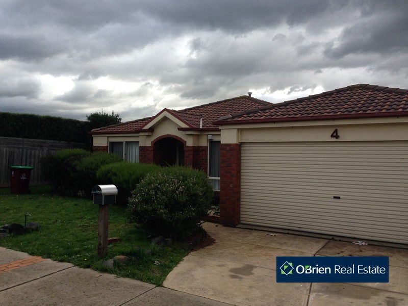 4 Gilja Court, Cranbourne VIC 3977