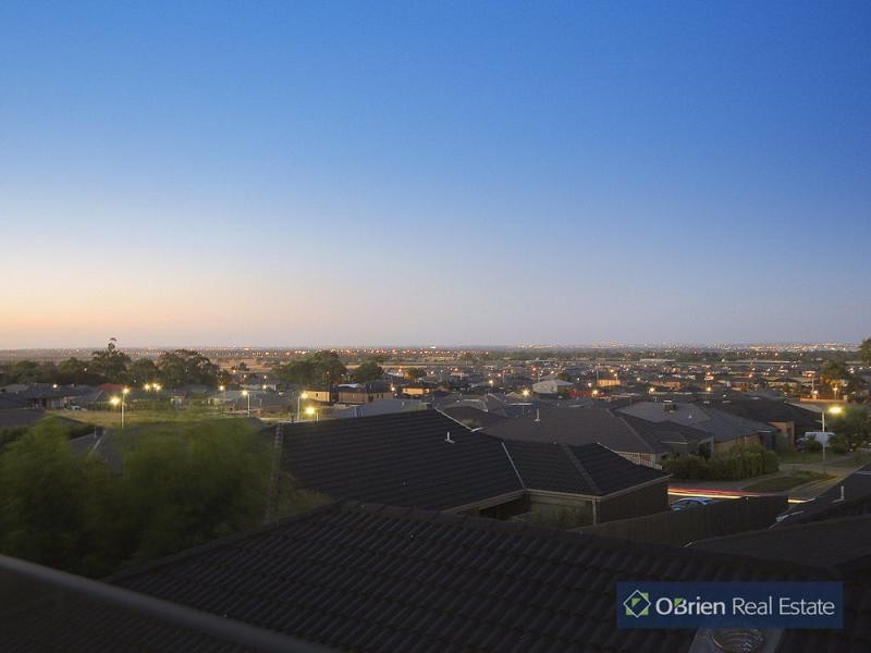 4/297 McCormicks Road, Carrum Downs VIC 3201