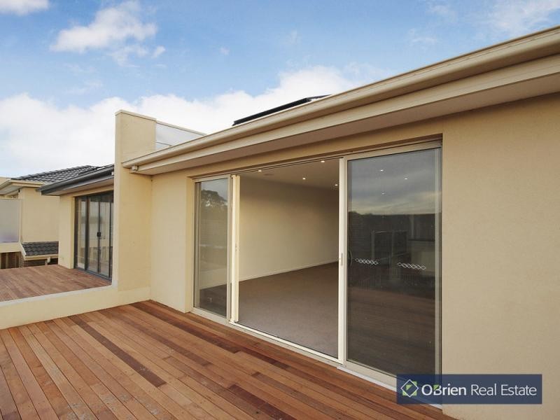 4/297 McCormicks Road, Carrum Downs VIC 3201