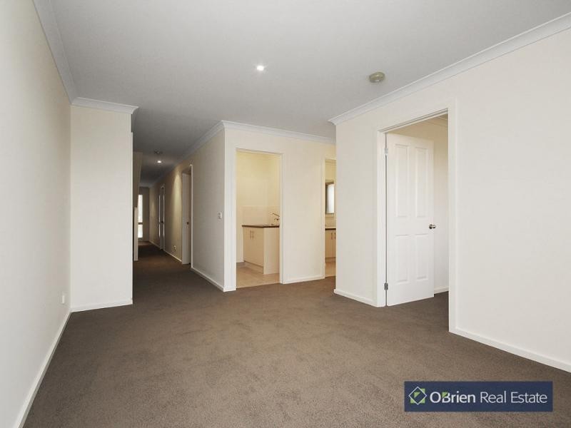 4/297 McCormicks Road, Carrum Downs VIC 3201