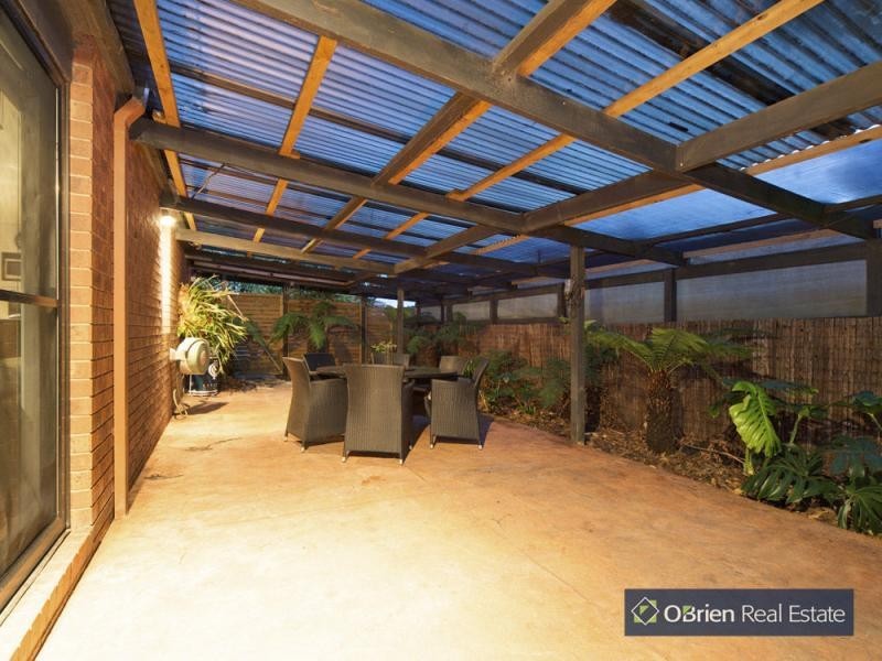 26 Lighthorse Crescent, Narre Warren South VIC 3805