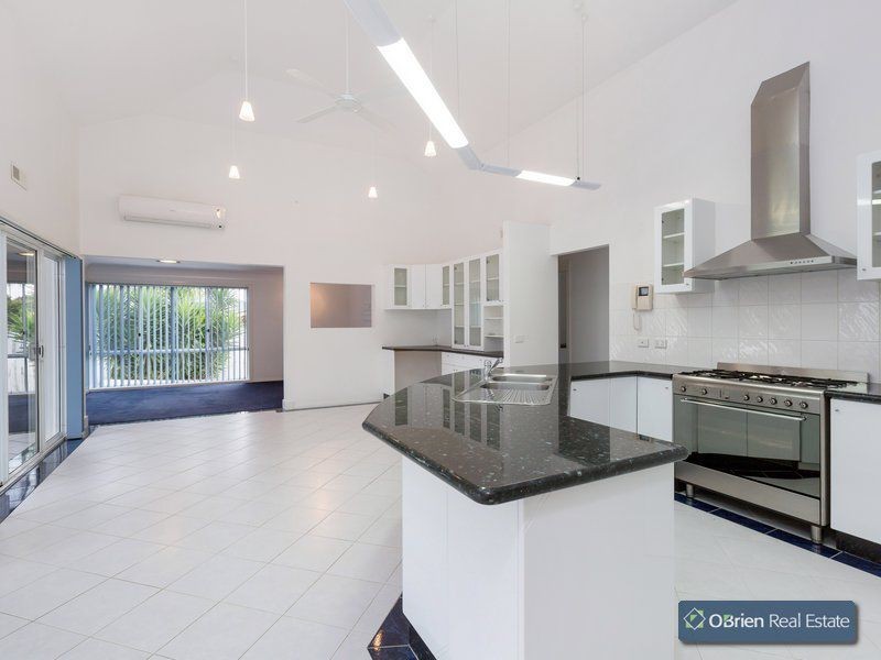 17 Piccadilly Court, Narre Warren South VIC 3805