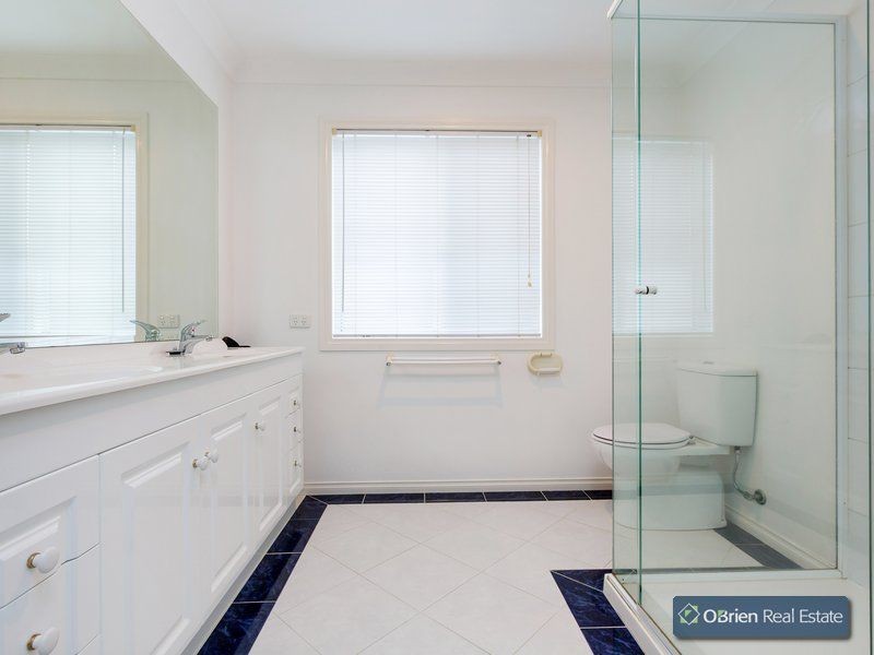 17 Piccadilly Court, Narre Warren South VIC 3805