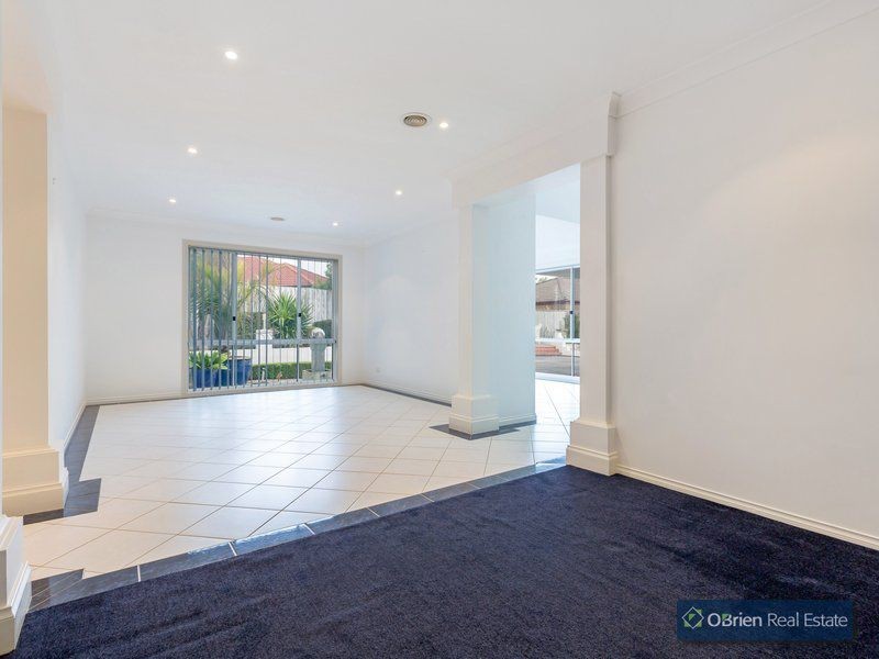 17 Piccadilly Court, Narre Warren South VIC 3805