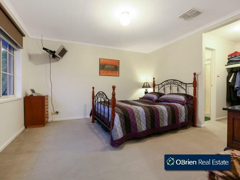 19 Andval Court, Berwick VIC 3806