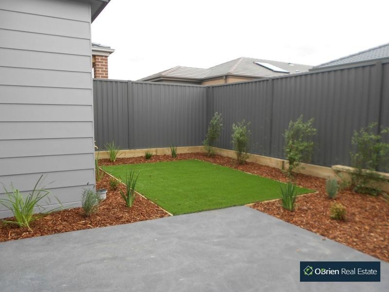 L359 Artfield Street, Cranbourne East VIC 3977