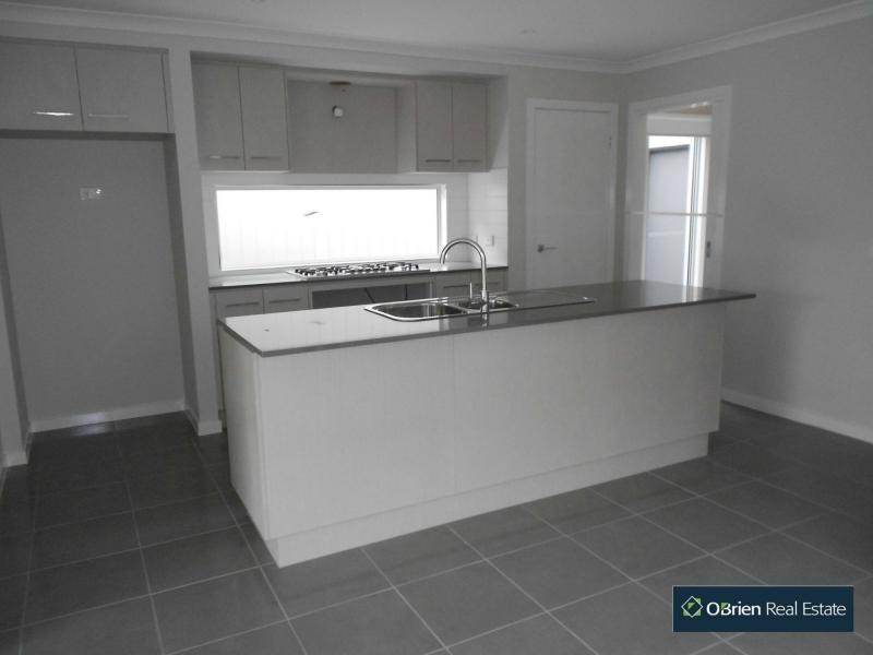 L358 Artfield Street, Cranbourne East VIC 3977