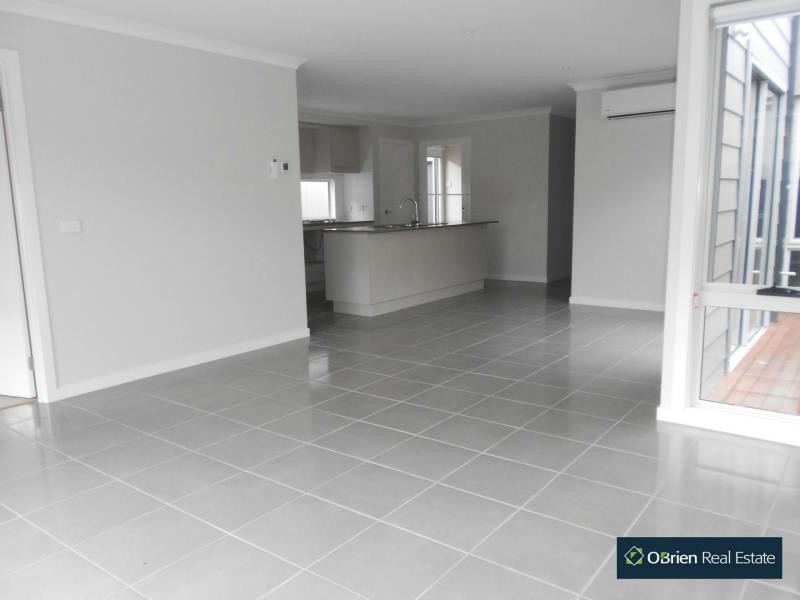 L358 Artfield Street, Cranbourne East VIC 3977