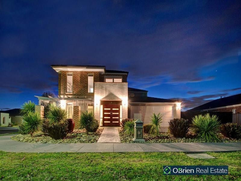 54 Everly Circuit, Pakenham VIC 3810