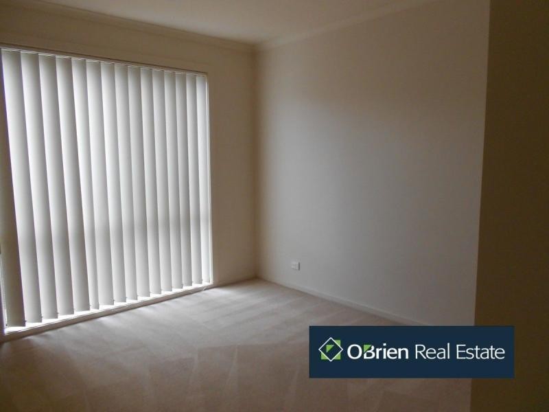 4 Prime Court, Berwick VIC 3806