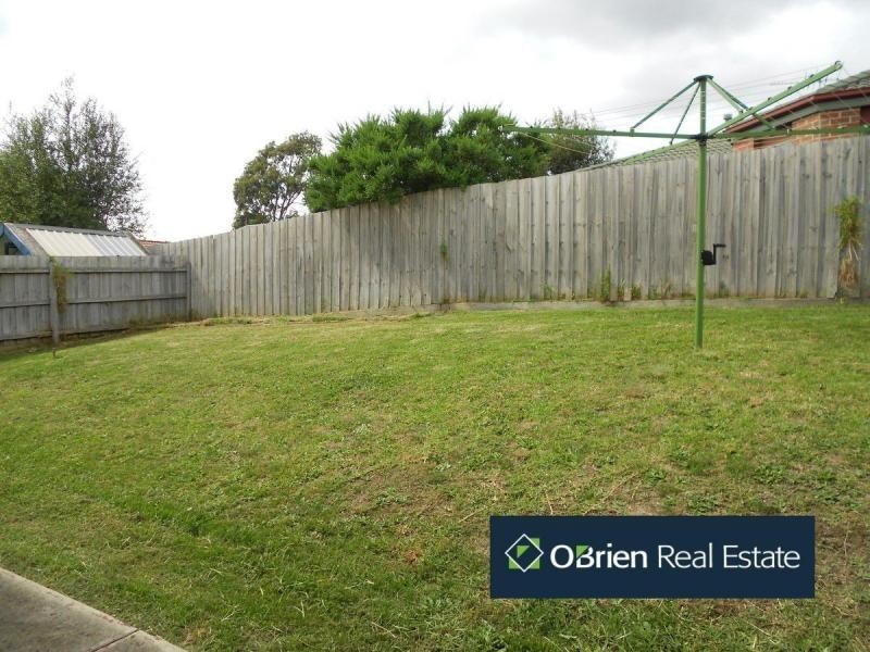 4 Prime Court, Berwick VIC 3806
