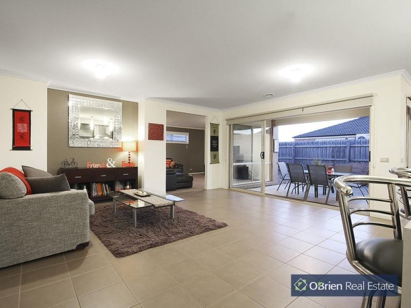 11 Ebony Street, Cranbourne VIC 3977