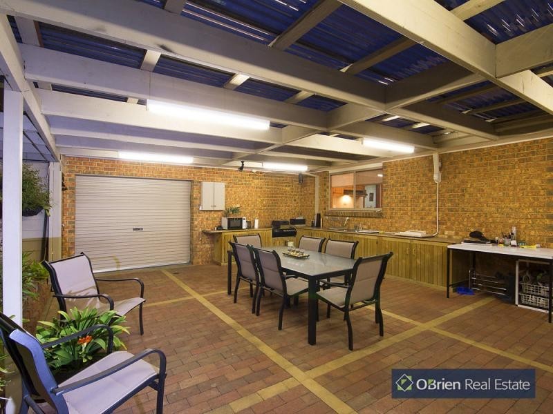79 Thomas Mitchell Drive, Endeavour Hills VIC 3802