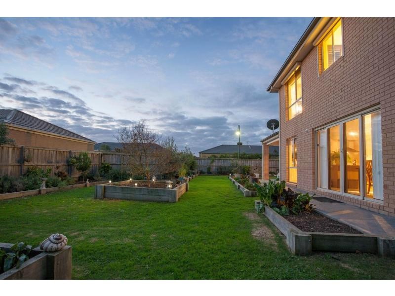 15 Saul Avenue, Berwick VIC 3806