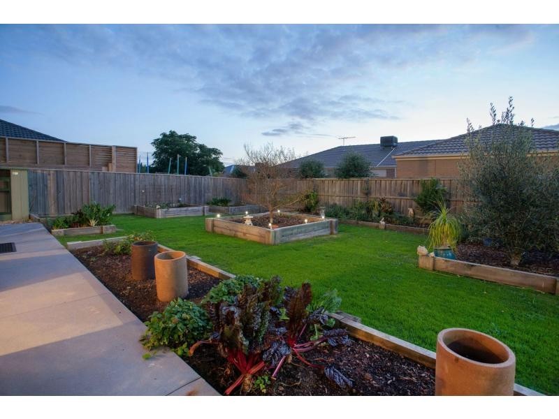 15 Saul Avenue, Berwick VIC 3806