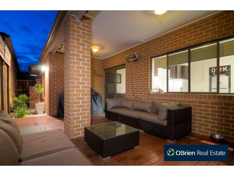 11 Lansell Avenue, Officer VIC 3809