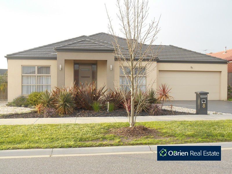 8 Balladonia Gum Circuit, Lyndhurst VIC 3975