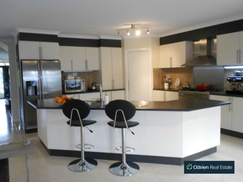 25 Timberside Drive, Beaconsfield VIC 3807