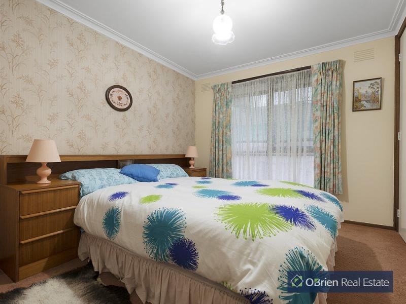 12 William Hovell Drive, Endeavour Hills VIC 3802