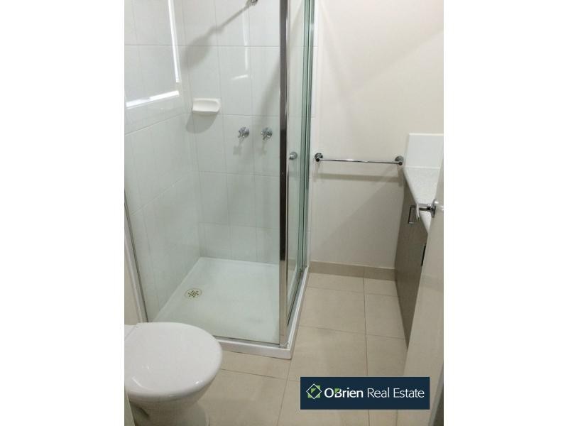 35 Everly Circuit, Pakenham VIC 3810