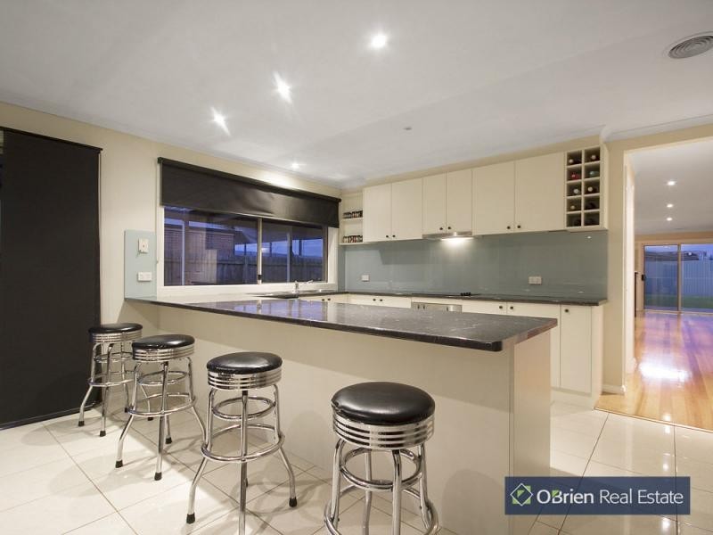 18 Makitti Close, Tooradin VIC 3980