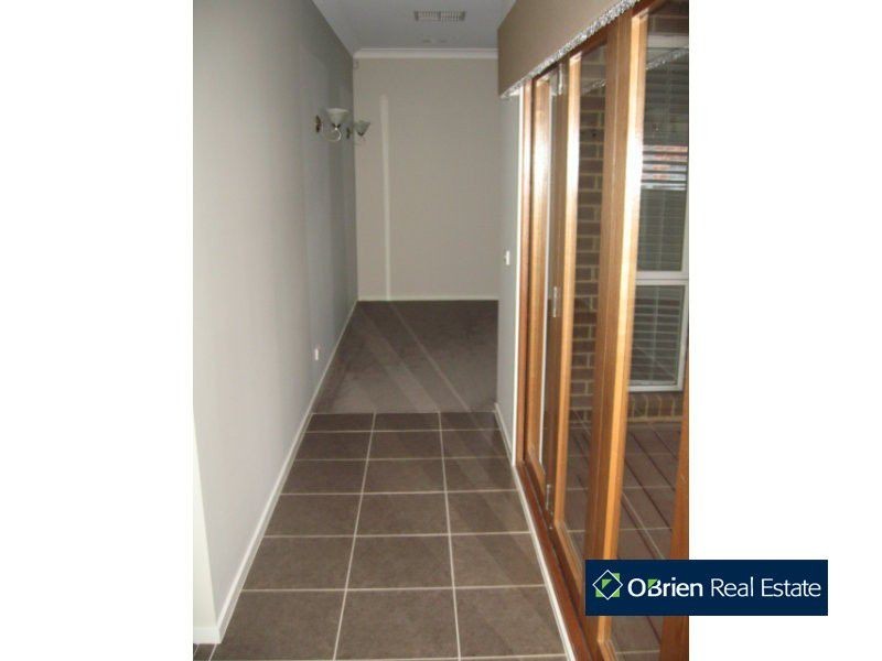 12 Botanic Drive, Pakenham VIC 3810