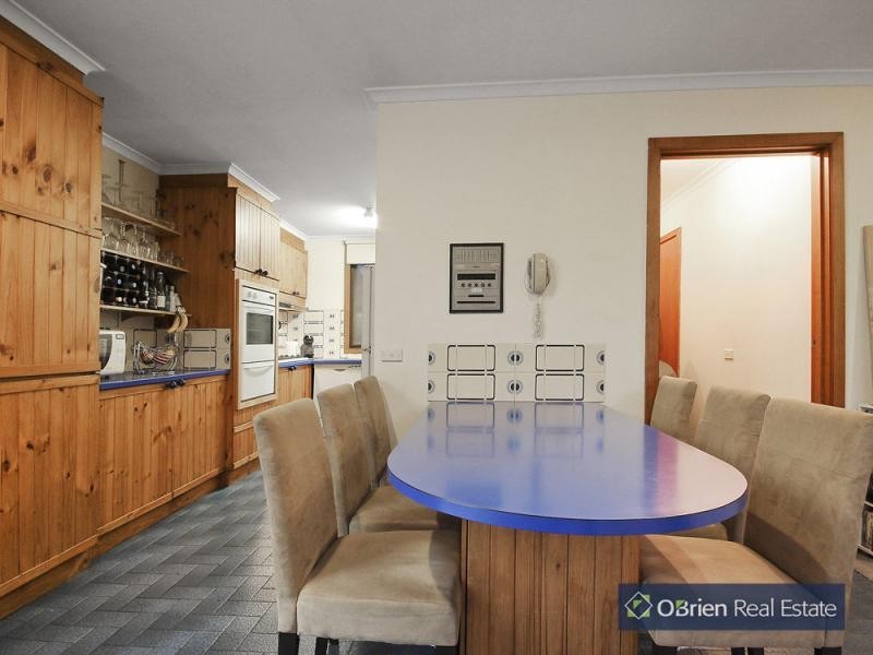 5 Dobson Court, Dandenong North VIC 3175