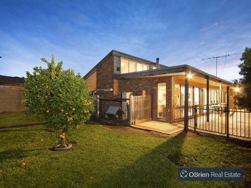5 Dobson Court, Dandenong North VIC 3175