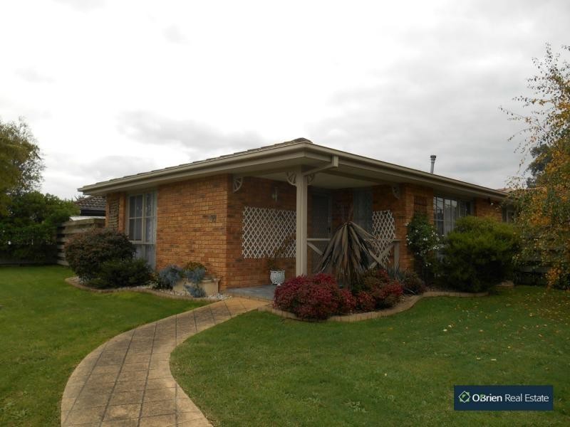 68 Fleetwood Drive, Narre Warren VIC 3805