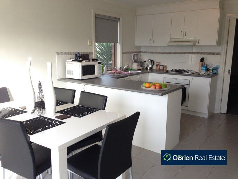9/7 Monahans Road, Cranbourne VIC 3977