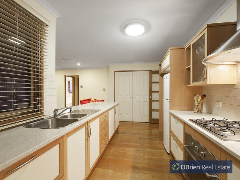 112 Kurrajong Road, Narre Warren VIC 3805